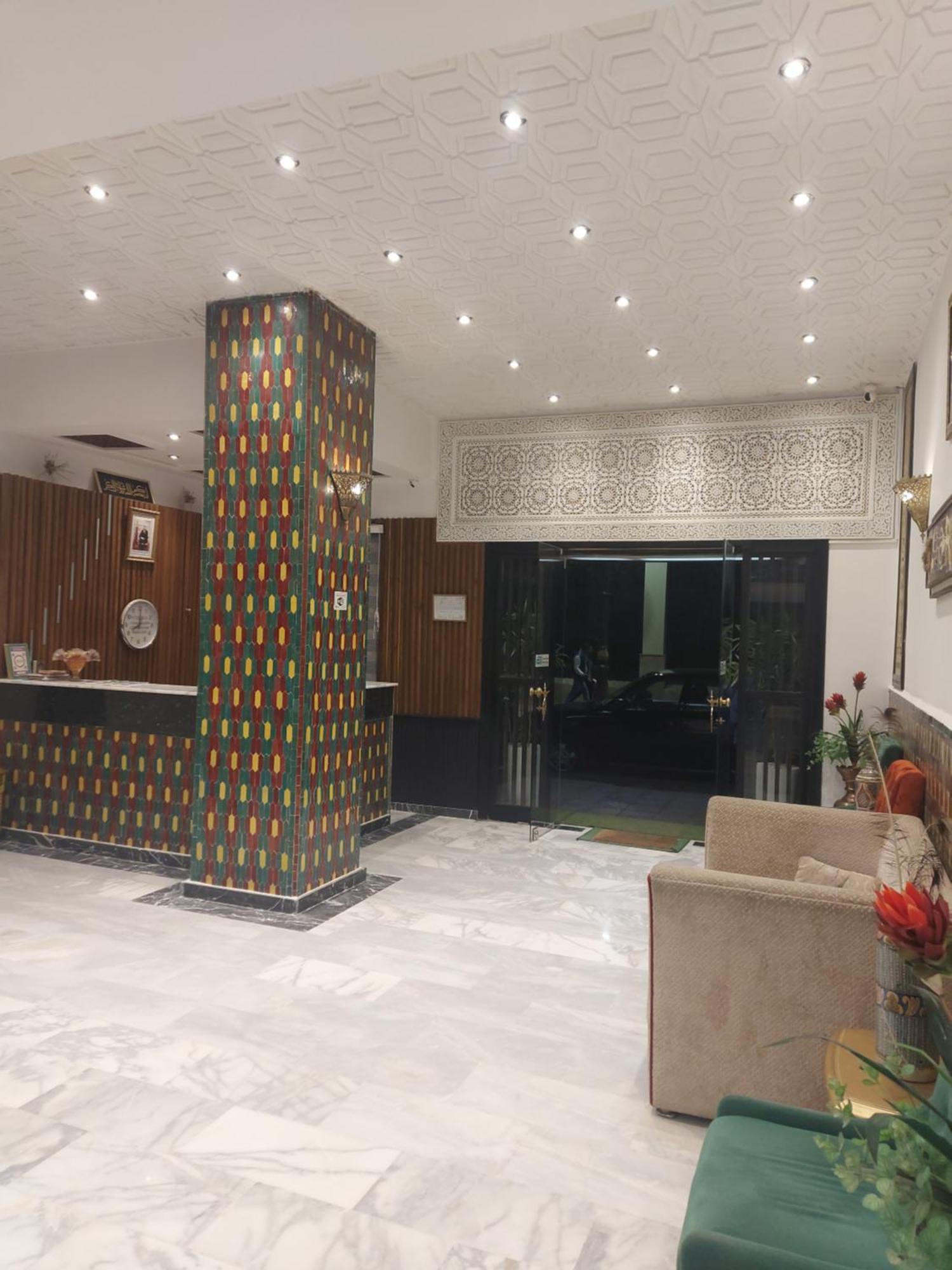Amor Hotel