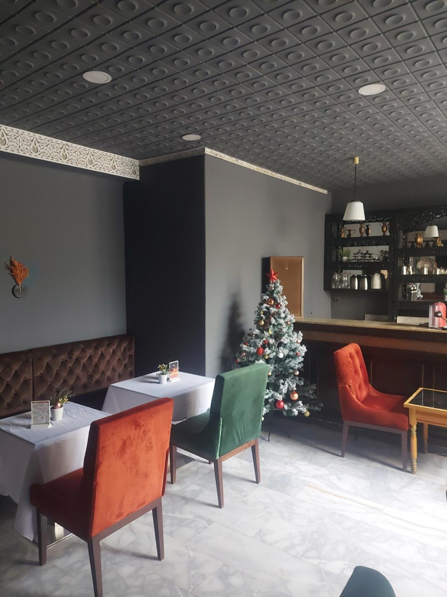 Amor Hotel 2* Fès